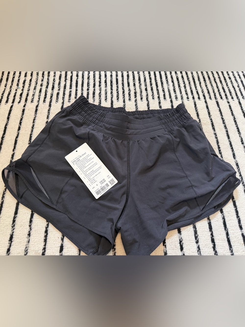 Lululemon Hotty Hot HR Short